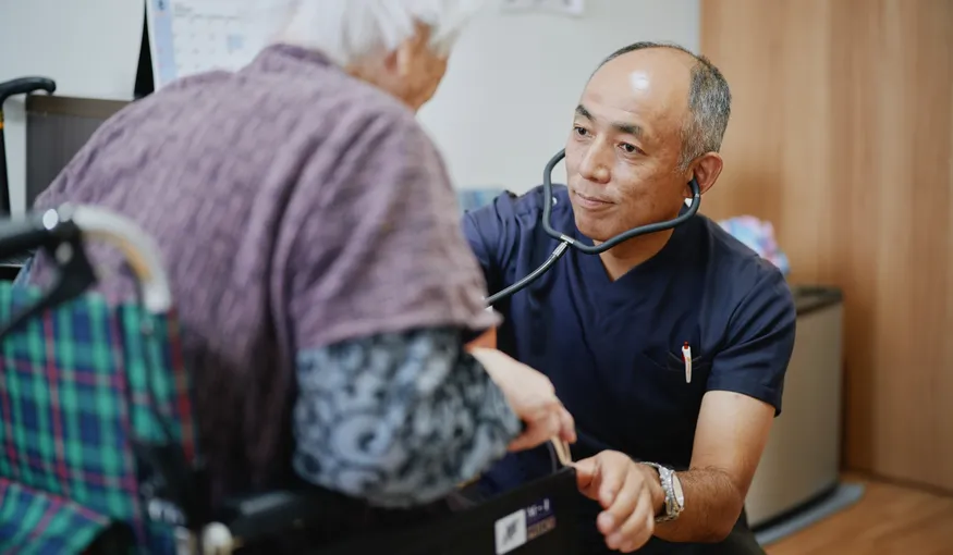 通院が困難な患者様の「かかりつけ医」となり訪問します